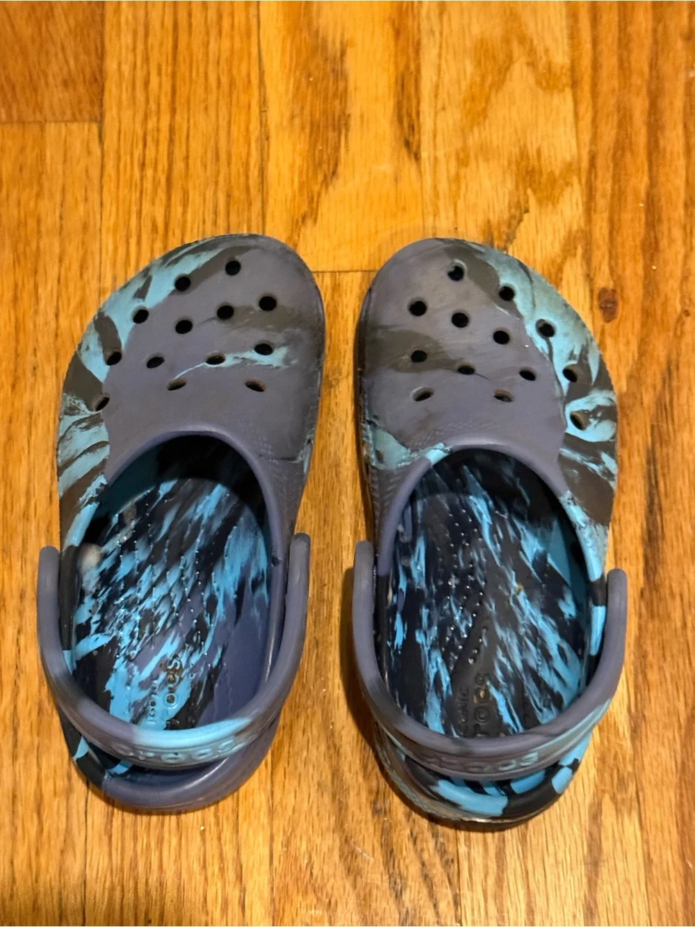 CROCS Kids' Clog in navy-with Light Blue Marble